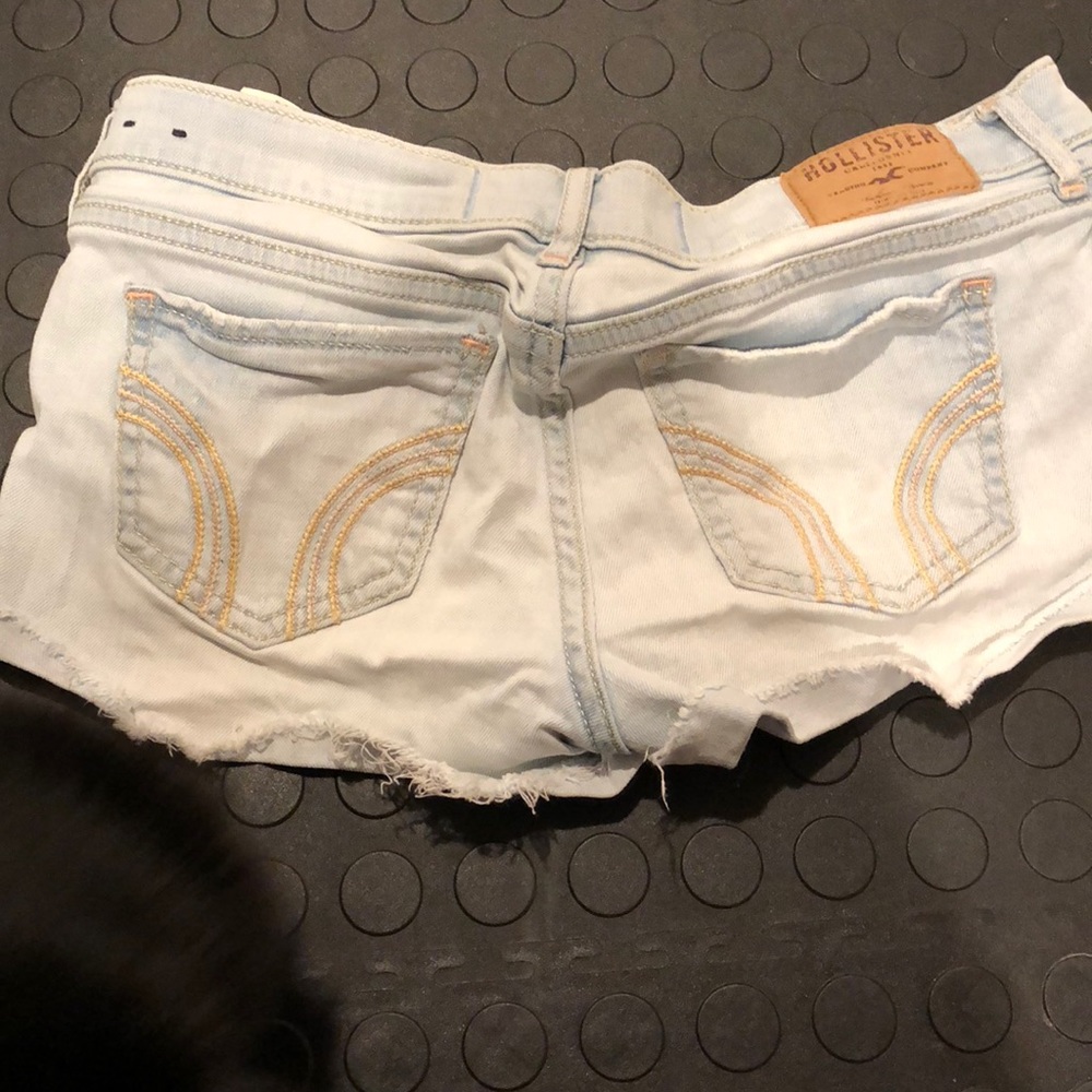 Shorts - Picture 2 of 2